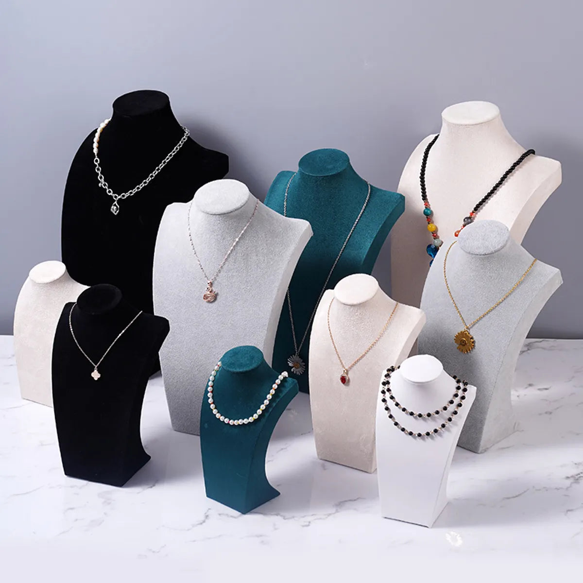 1 Piece Velvet Simple Style Solid Color Jewelry Display