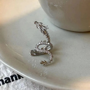 1 Piece Vintage Style Dragon Plating Alloy Ear Cuffs