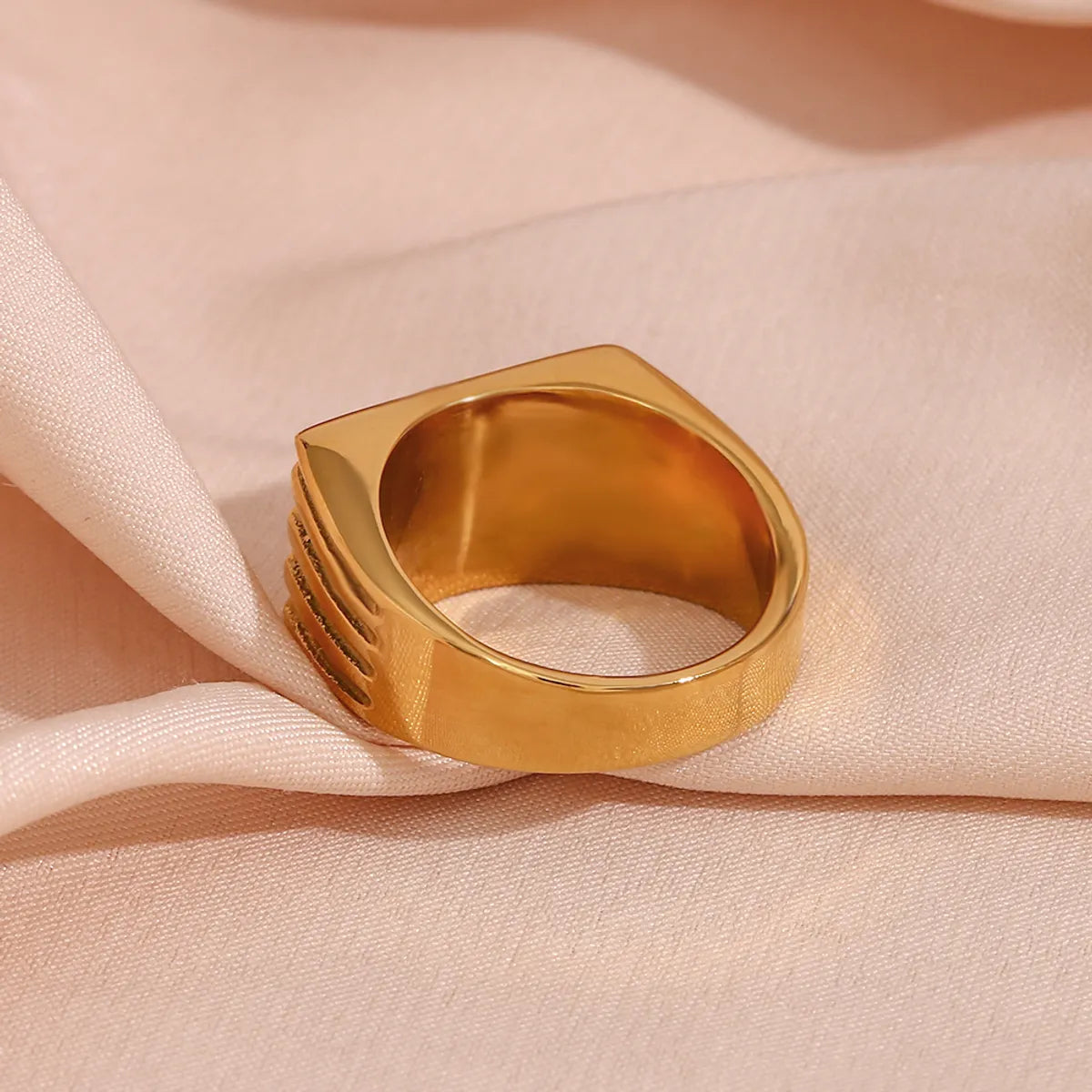 Wholesale Jewelry Vintage Style Snake 304 Stainless Steel 18K Gold Plated Plating Wide Band Ring