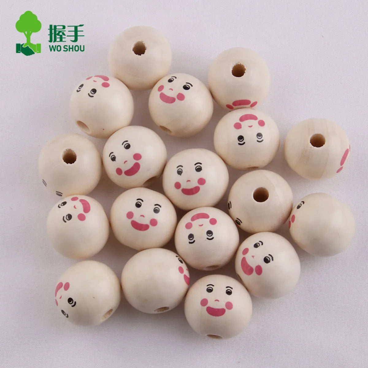 1 Piece Wood Emoji Face Beads