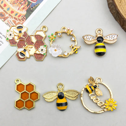 6 Models, 2 Each, 12/Bag Zinc Alloy Bee Pendant