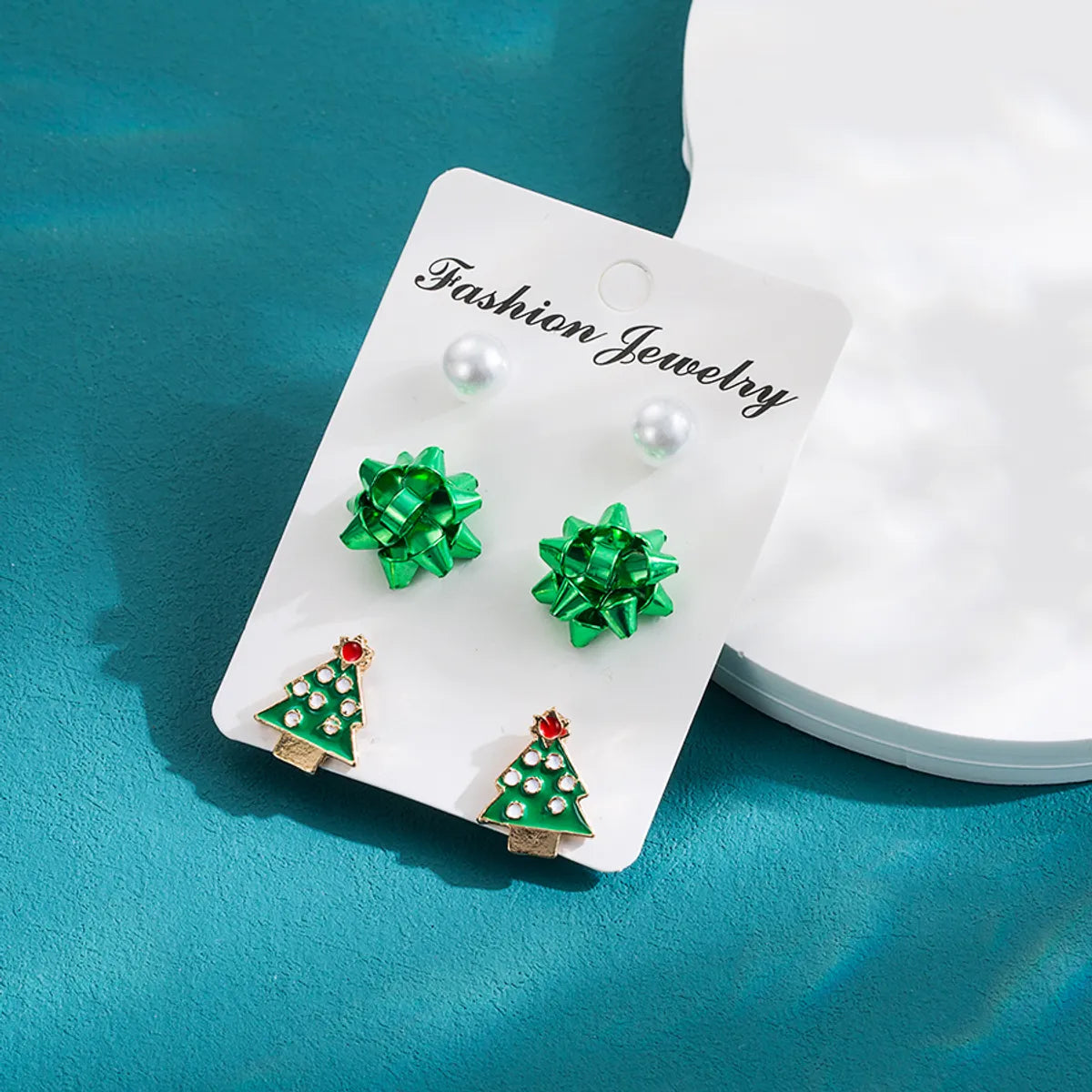 1 Set Cute Sweet Christmas Tree Flower Enamel Alloy Ear Studs