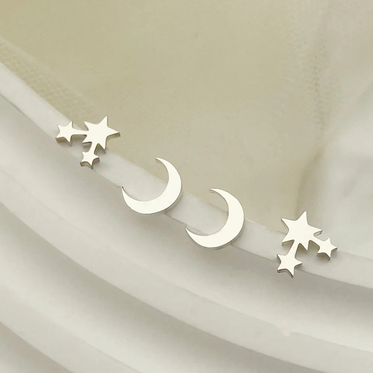 1 Set Elegant Sweet Star Moon Stainless Steel Ear Studs