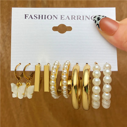 1 Set Fashion Heart Shape Alloy Inlay Rhinestones Pearl Women'S Drop Earrings Earrings Ear Studs