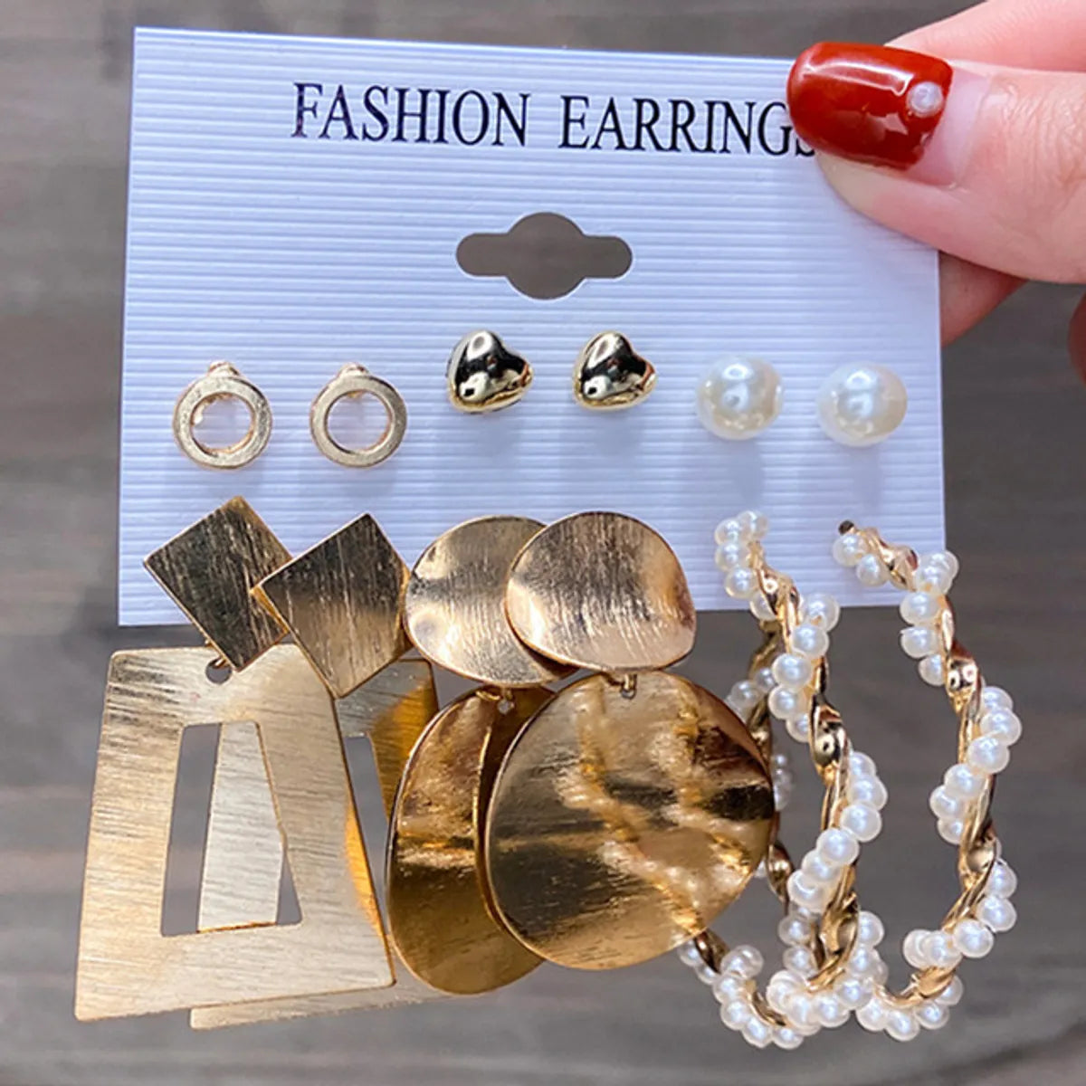 1 Set Fashion Heart Shape Alloy Inlay Rhinestones Pearl Women'S Drop Earrings Earrings Ear Studs