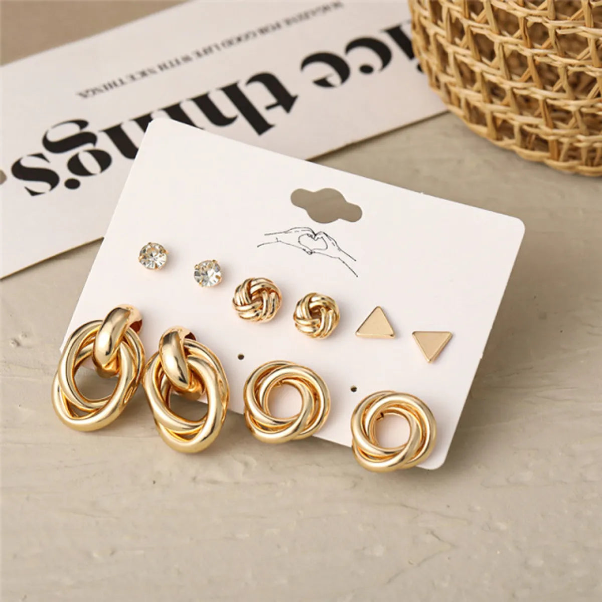 1 Set Fashion Heart Shape Alloy Inlay Rhinestones Pearl Women'S Drop Earrings Earrings Ear Studs