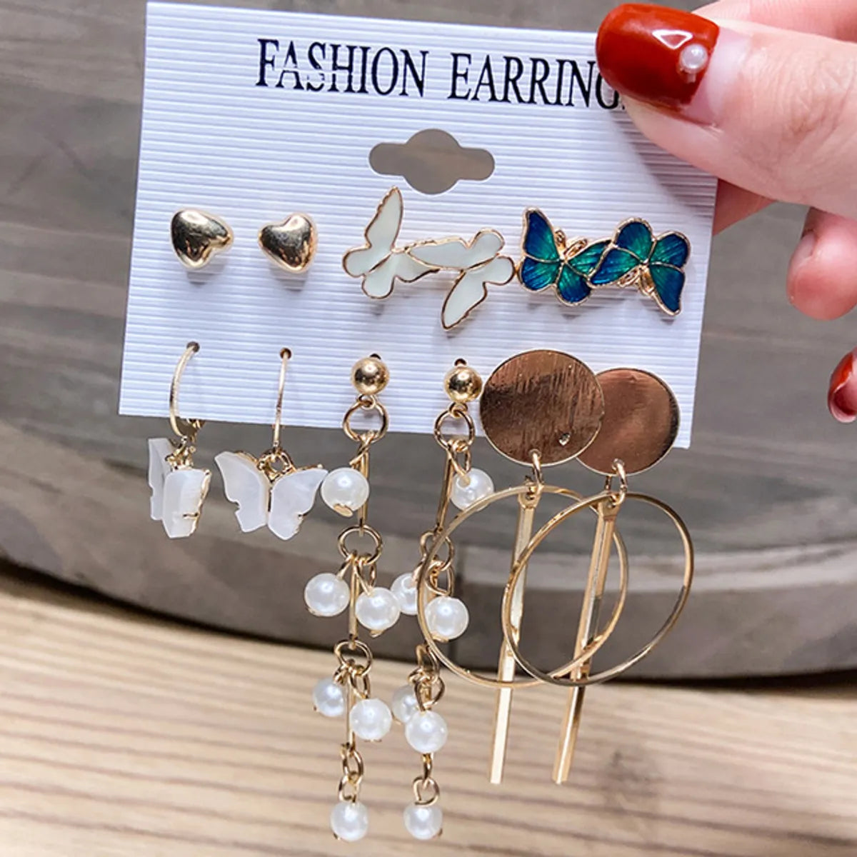 1 Set Fashion Heart Shape Alloy Inlay Rhinestones Pearl Women'S Drop Earrings Earrings Ear Studs