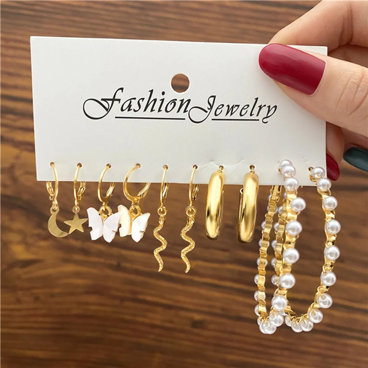 1 Set Fashion Heart Shape Alloy Inlay Rhinestones Pearl Women'S Drop Earrings Earrings Ear Studs