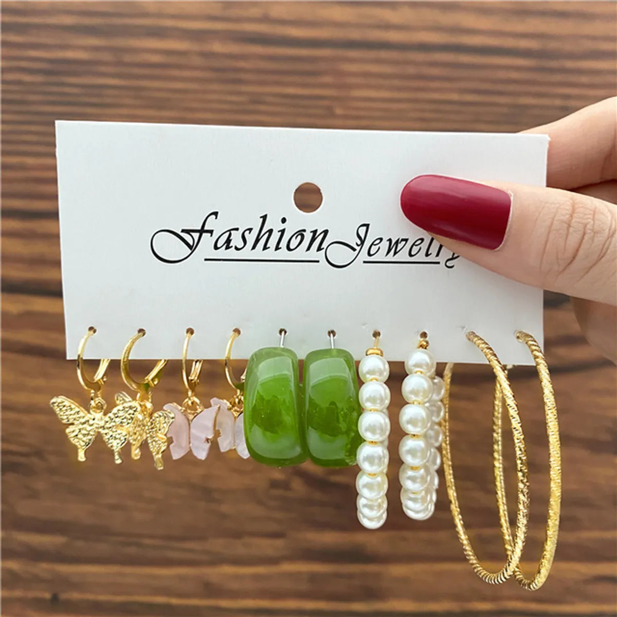 1 Set Fashion Heart Shape Alloy Inlay Rhinestones Pearl Women'S Drop Earrings Earrings Ear Studs