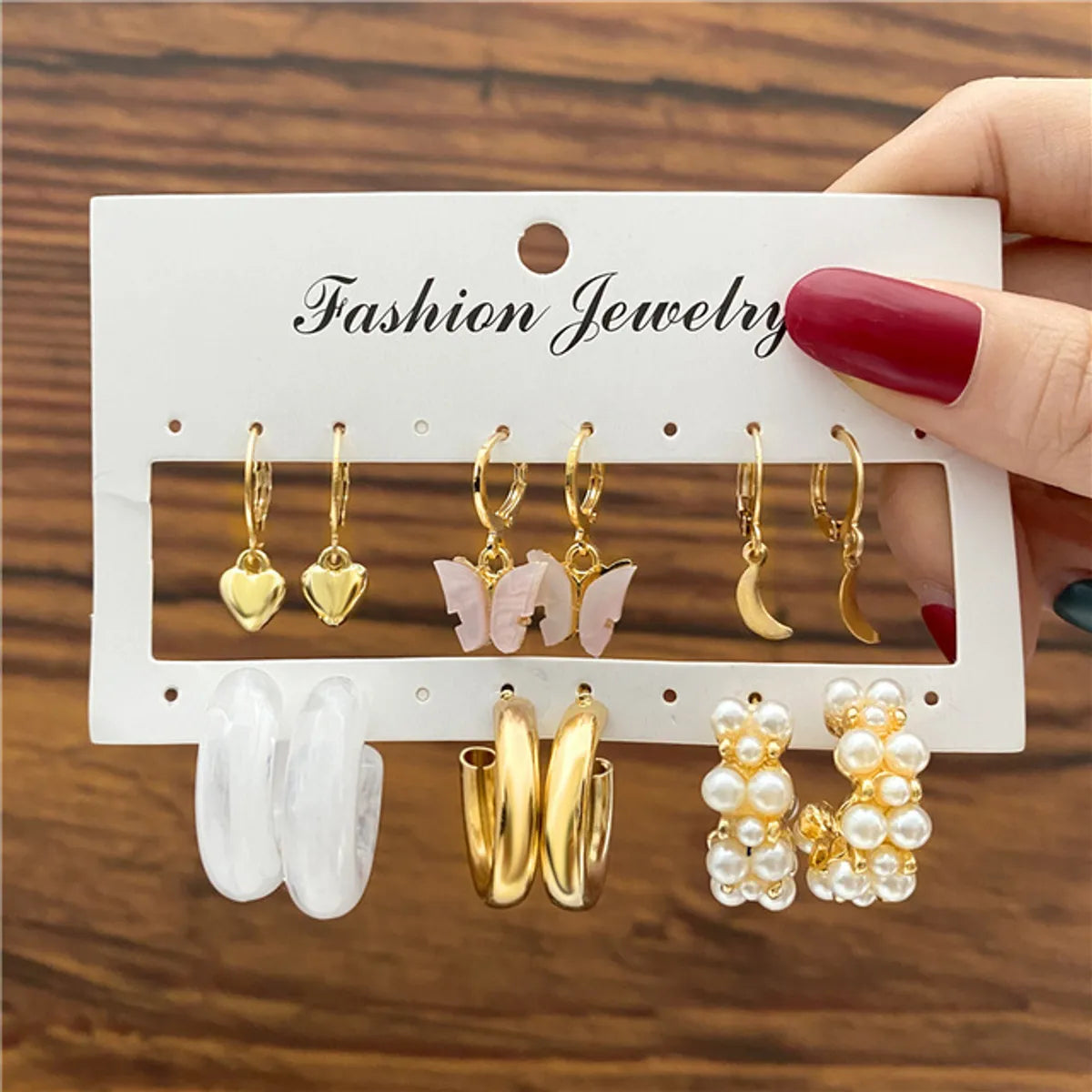 1 Set Fashion Heart Shape Alloy Inlay Rhinestones Pearl Women'S Drop Earrings Earrings Ear Studs