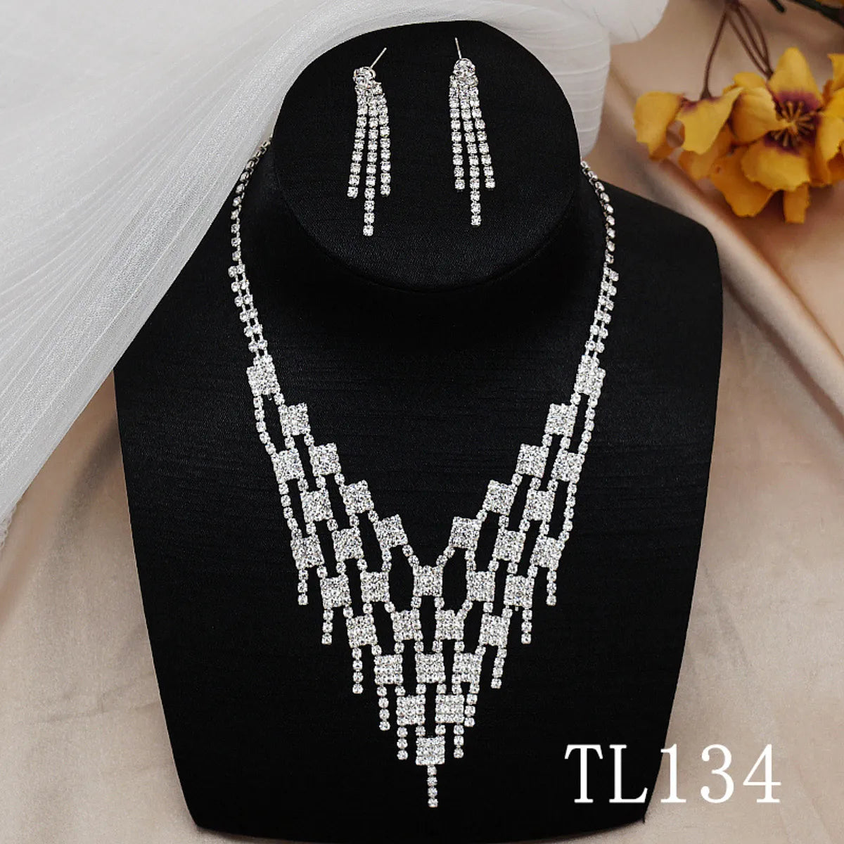 1 Set Fashion Tassel Artificial Crystal Rhinestone Women'S Earrings Necklace