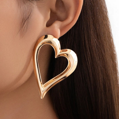 1 Set IG Style Exaggerated Irregular Heart Shape Iron Ear Studs