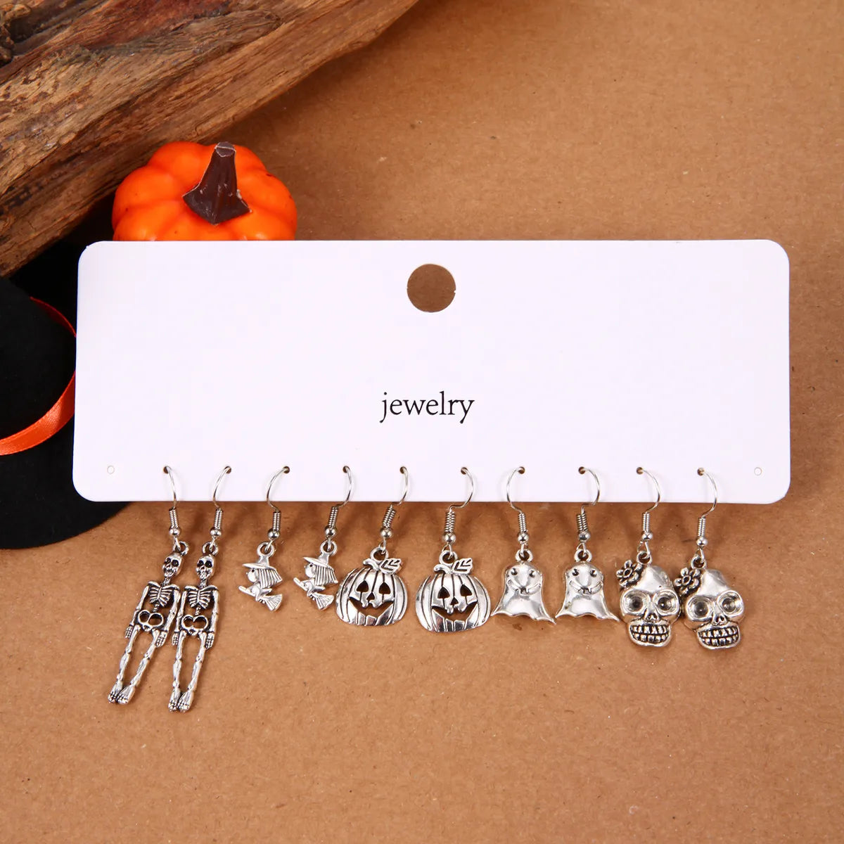 1 Set IG Style Funny Pumpkin Candy Ghost Enamel Zinc Alloy Ear Hook