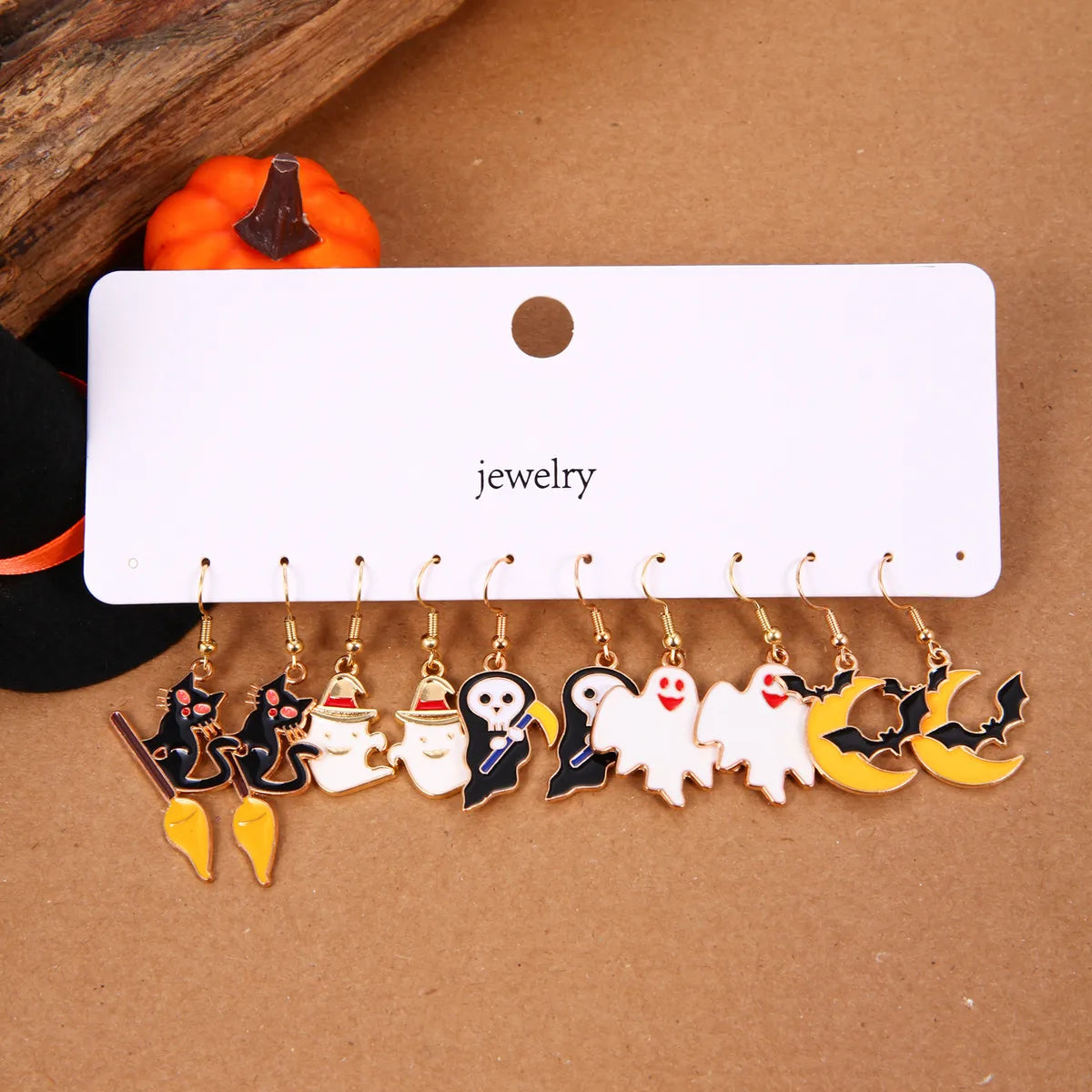 1 Set IG Style Funny Pumpkin Candy Ghost Enamel Zinc Alloy Ear Hook