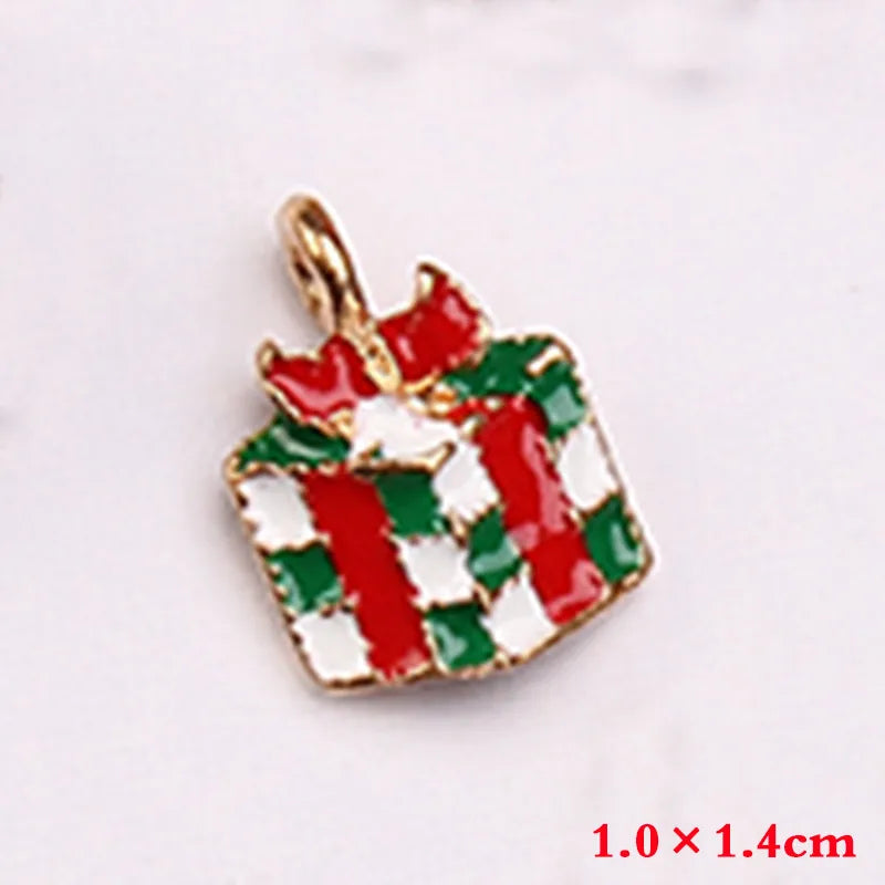 10 PCS/Package 10*17mm 15 * 19mm Alloy Christmas Hat Christmas Tree Santa Claus Pendant