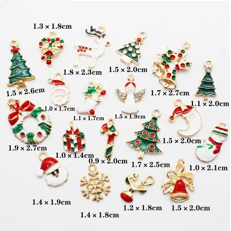 10 PCS/Package 10*17mm 15 * 19mm Alloy Christmas Hat Christmas Tree Santa Claus Pendant