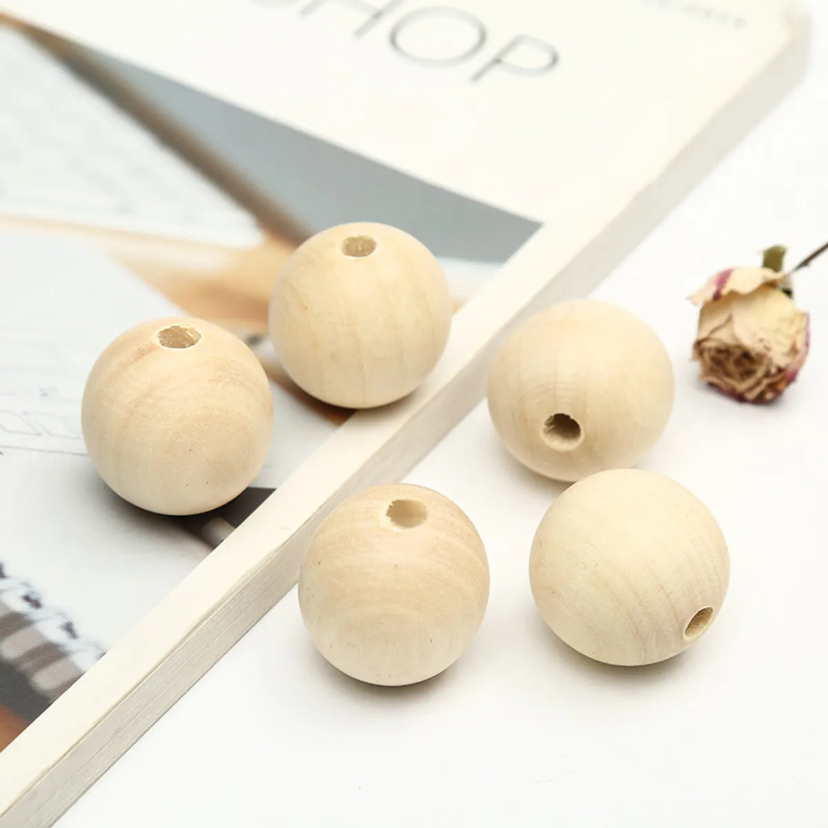 100 PCS/Package Wood Solid Color Beads