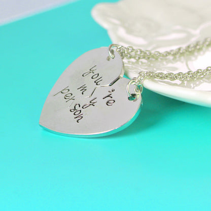 Hot-selling English Lettering Two-petal Stitching Love-shaped Alloy Pendant Necklace