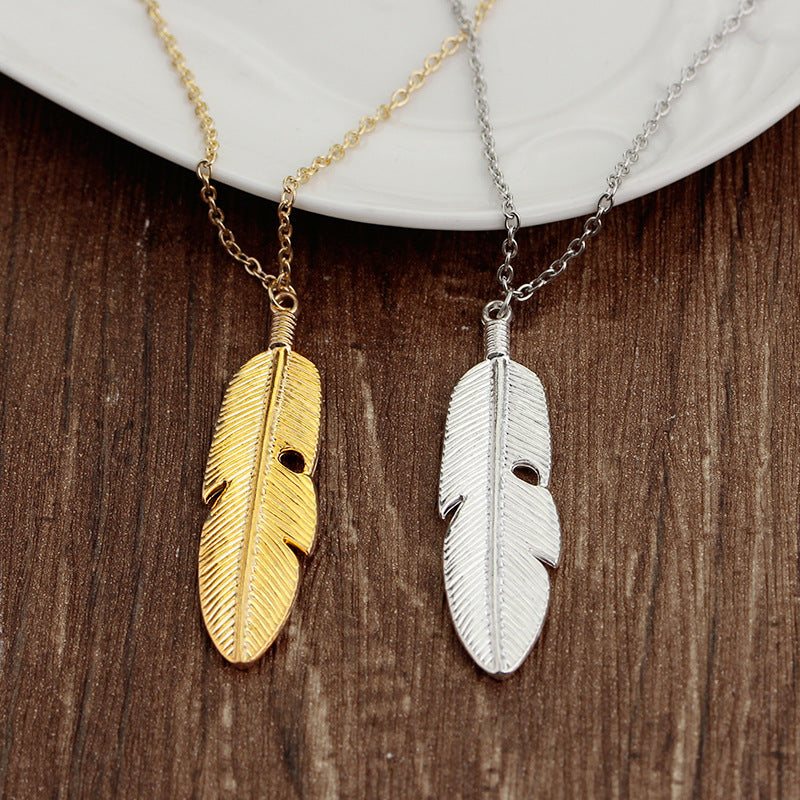 Explosion Of Funds Fashion New Hot Selling Simple Natural Fresh Leaves Feather Pendant Necklace Accessories