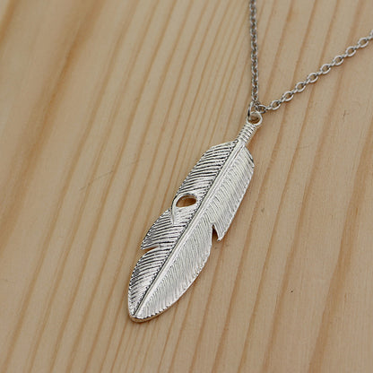 Explosion Of Funds Fashion New Hot Selling Simple Natural Fresh Leaves Feather Pendant Necklace Accessories