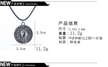 New Fashion Engraving Bird Retro Pattern Pendant Necklace Wholesale