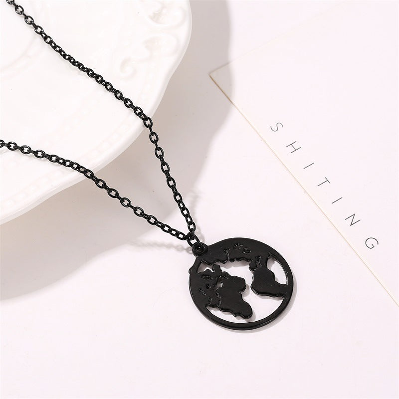 World Map Necklace Couple Pendant Fashion Simple Single Layer Necklace Clavicle Chain