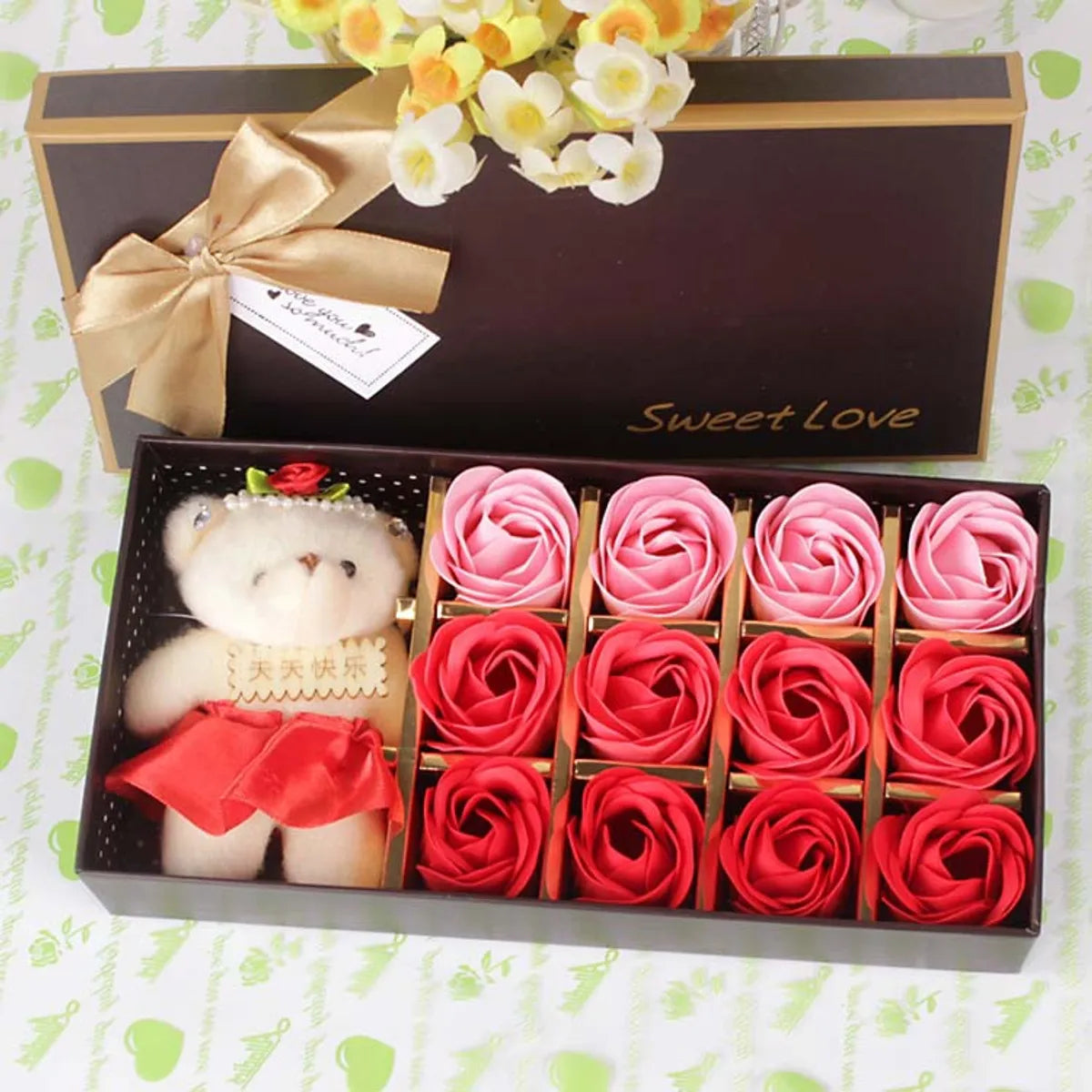 12 Roses Soap Flower Gift Box Plus Bear Valentine&#39;S Day Children&#39;S Day Small Gift Birthday Gift Graduation Gift