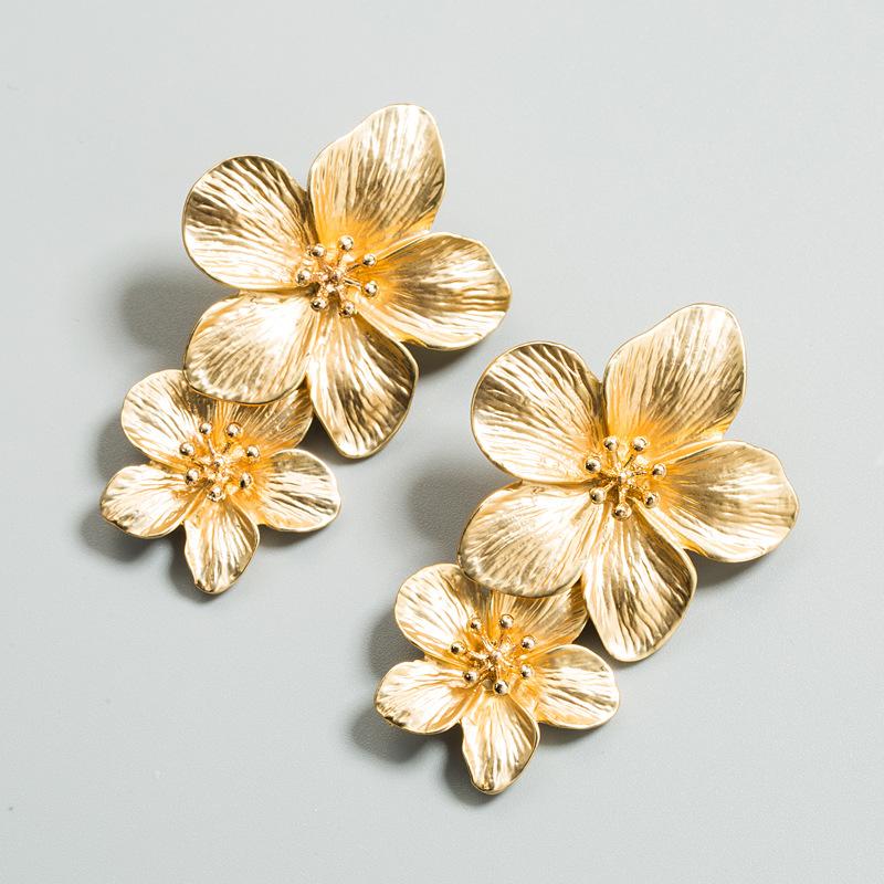 Retro Flower Stoving Varnish Alloy No Inlaid Earrings