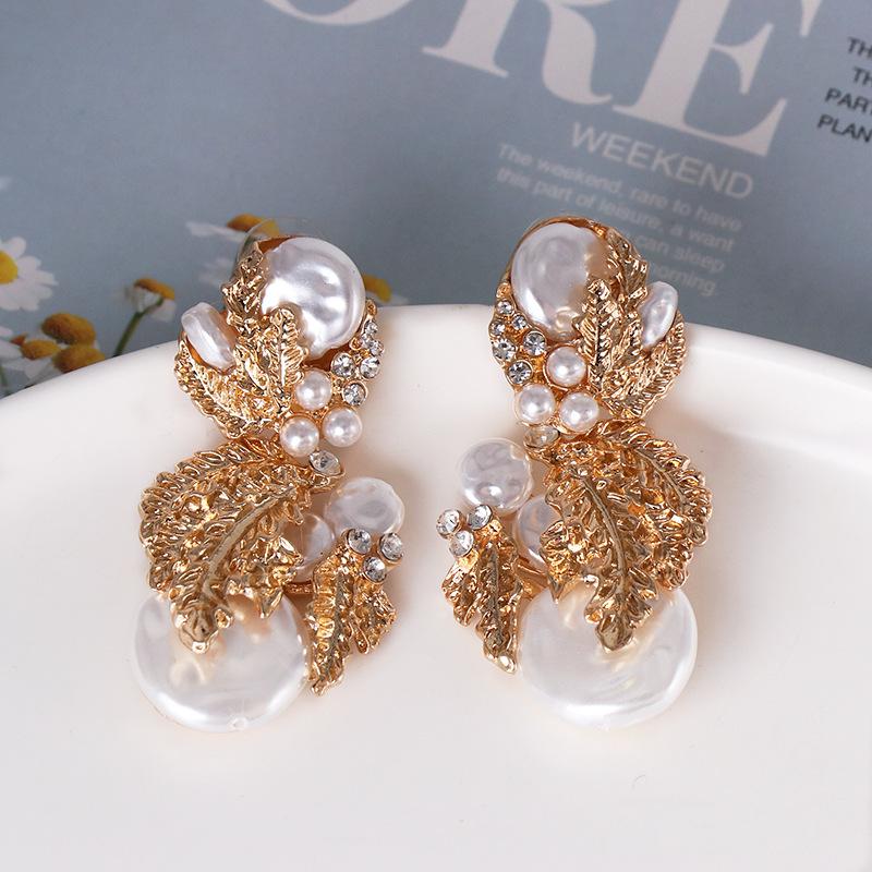 Fashion Gold-plated Retro Earrings Pearl Drop Earrings