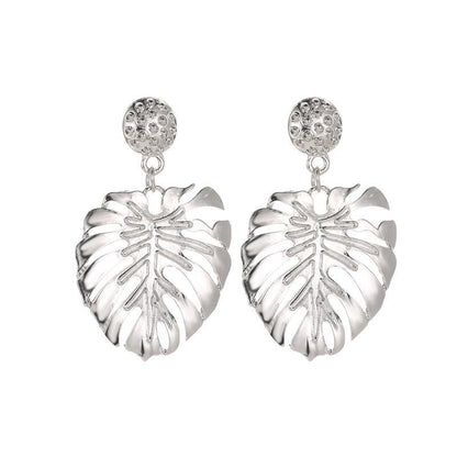 Fashion Leaves Hollow Feather Stud Earrings Nhcu146601