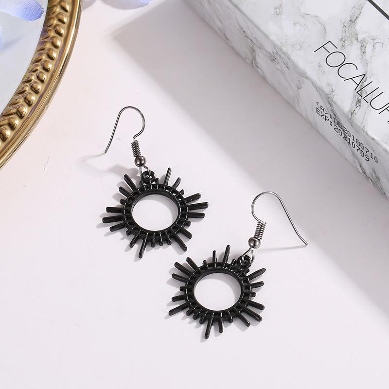 Gear Earrings Creative Geometric Alloy Jewelry Female Sun Earrings Wholesale