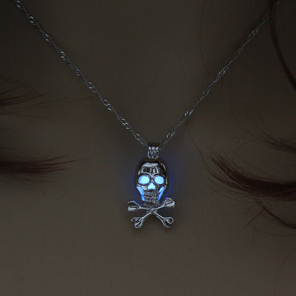 Hot-selling Luminous Openable Skull Pendant Halloween Luminous Necklace Wholesale Gooddiy