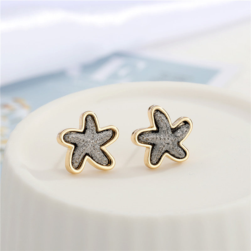 Simple  Small Starfish Earrings