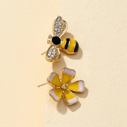 Creative Bee Flower Earrings