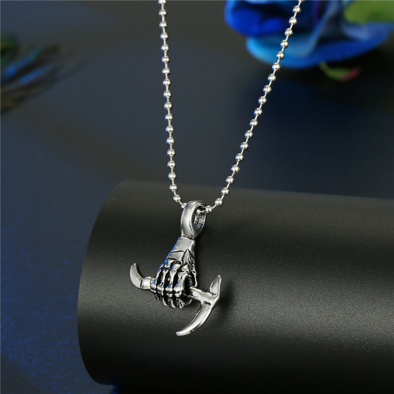 Retro Punk Men'S Pendant Necklace Exaggerated And Personalized Hip Hop Skull Fist Sickle Necklace Cross-Border Sold Jewelry