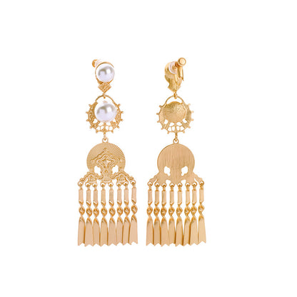 Pearl Fringed Retro Ear Clips