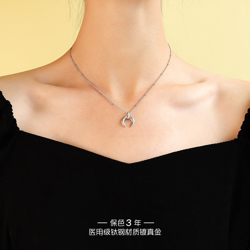 Simple Fashion Short Moon Necklace