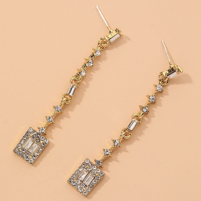 Retro Inlaid Rhinestone Zircon Geometry Earrings