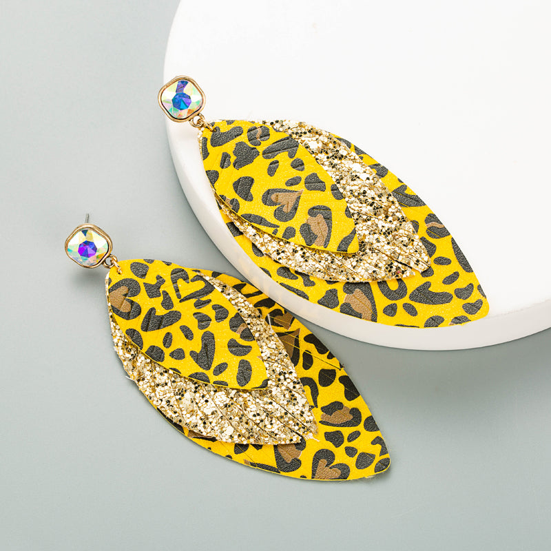 1 Pair Elegant Simple Style Leaves Leopard Plating Inlay Pu Leather Rhinestones Gold Plated Drop Earrings