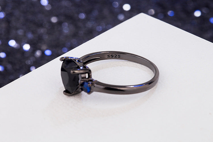 Heart-shaped Black European And American Simulation Diamond Heart-shaped Ring Fashion Jewelry