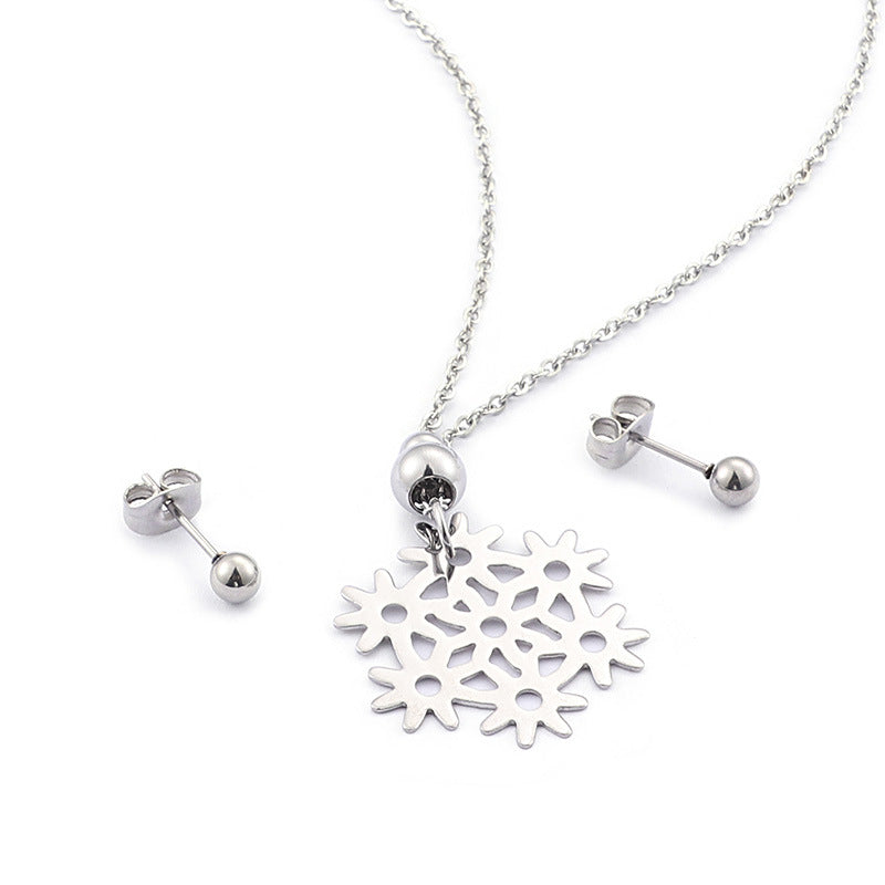 Factory Wholesale Korean Style Simple Hollow Snowflake Set Xiaoqing New Steel Color Snowflake Clavicle Chain Creative Accessories