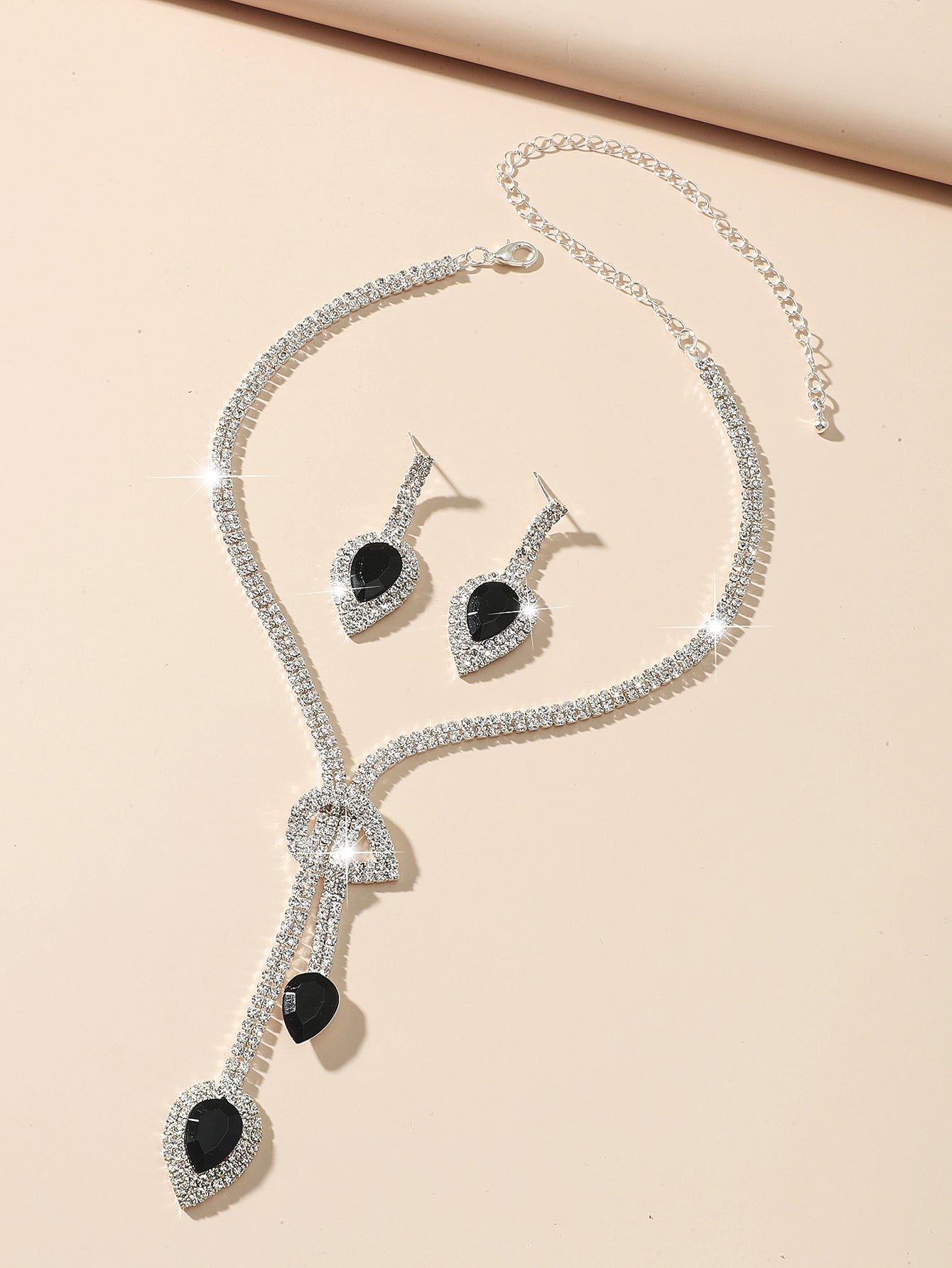 Wholesale Korean Geometric Crystal Necklace Earring Two-piece Set Gooddiy