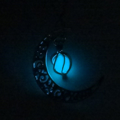 European And American Luminous Simplicity Accessories A Variety Of Popular Fashion All-Match Luminous Hollow Necklace For Women Halloween Ornaments