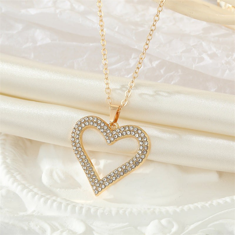 Retro Full Rhinestone Hollow Heart Geometric Heart Necklace Wholesale