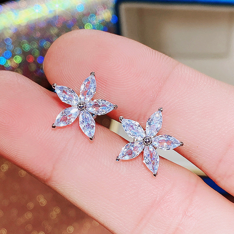 Korean Color Star Flowers Five-pointed Star Ladies Copper Earrings