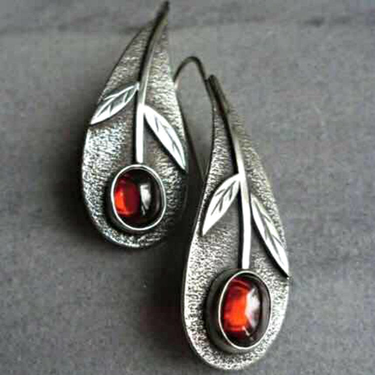 Retro Leaf Ruby Alloy Earrings Fashion Ear Jewelry