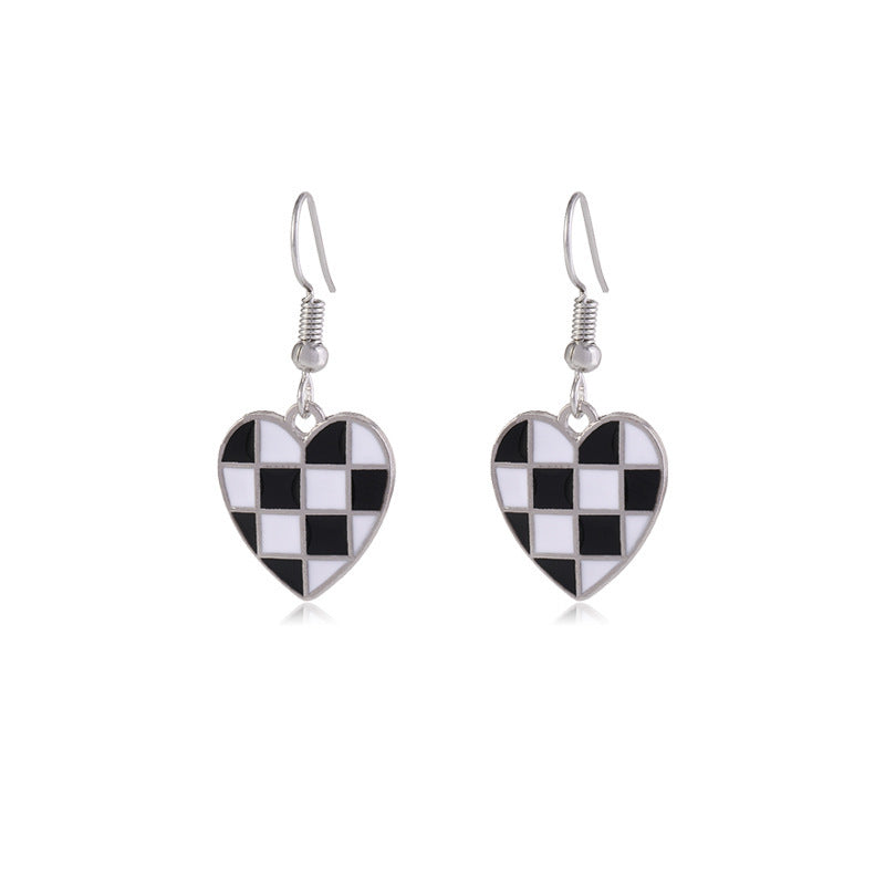 New Black And White Checkerboard Lattice Alloy Drop Oil Heart Earrings