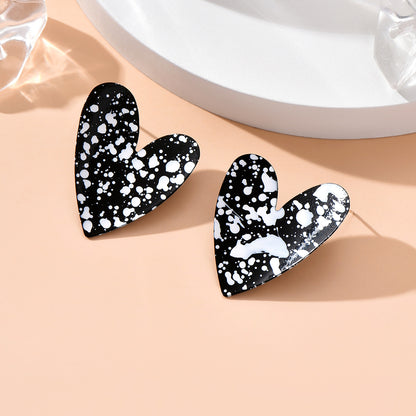 1 Pair Casual Vacation Heart Shape Iron Ear Studs