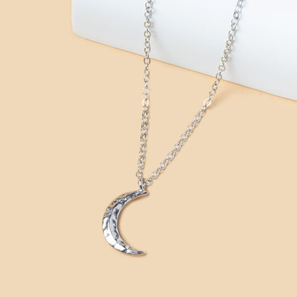 Fashion Simple Crescent Shape Pendant Clavicle Chain Necklace  Female