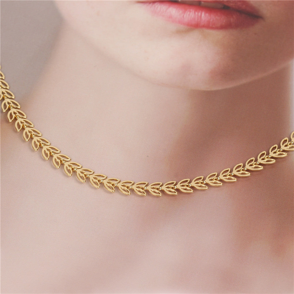 Fashion New Fishbone Chain   Hot-sale  Real Gold Plated Color Preservation Sequin Copper  Necklace Wholesale